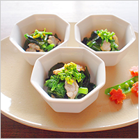 あさりとわかめと菜の花の辛子和え